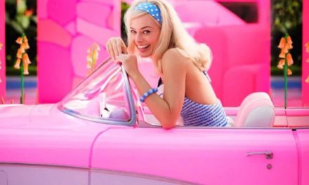 La prima foto di Margot Robbie nel ruolo di Barbie