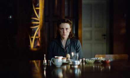A Proposito di Woman Unknown – La Recensione